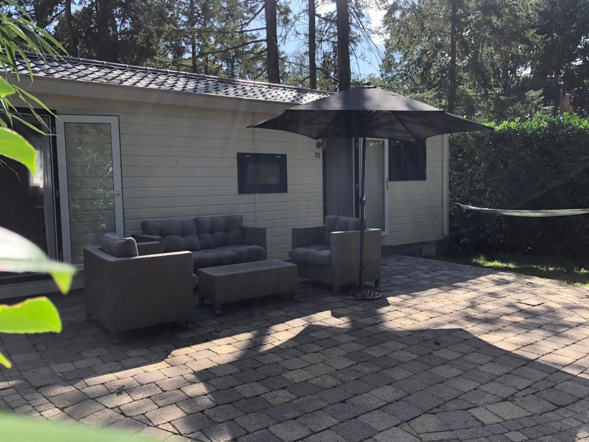 Vrijstaand Chalet In Bospark Villa Hattemerbroek Exterior foto